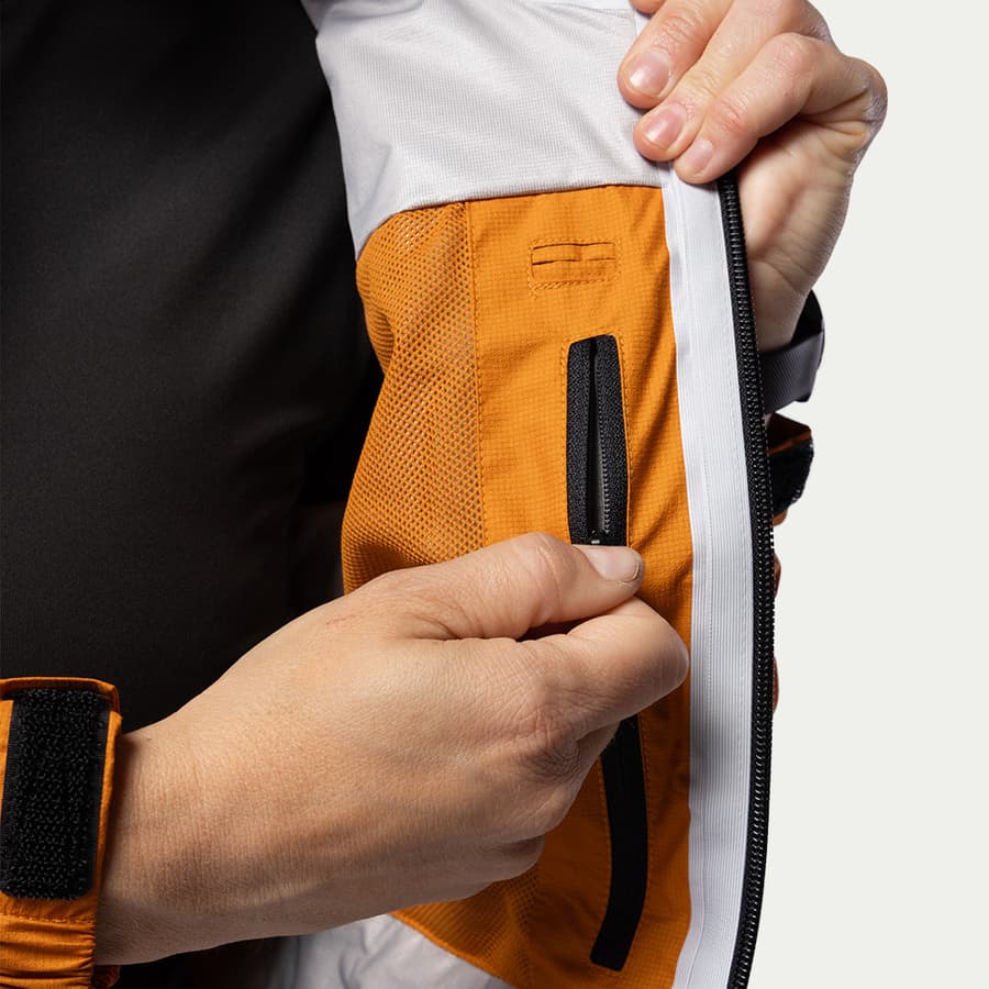 106_df9b4c049a-bn301v2-w-desert2-01-square