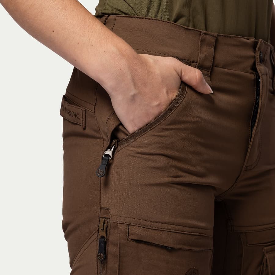 110_736c7b75d3-bn001v2-w-sepia-11-square