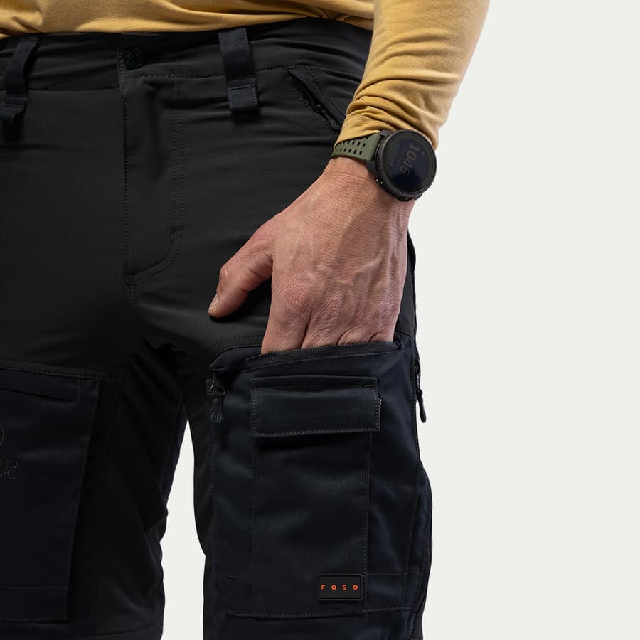 111_c4bab91eae-bn002v2-m-black-01-square