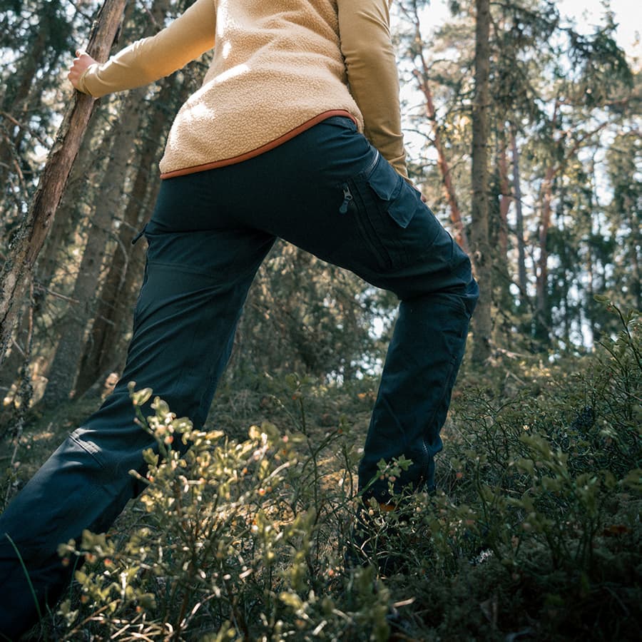 114_19b6bc729a-bn008-w-off-2-square