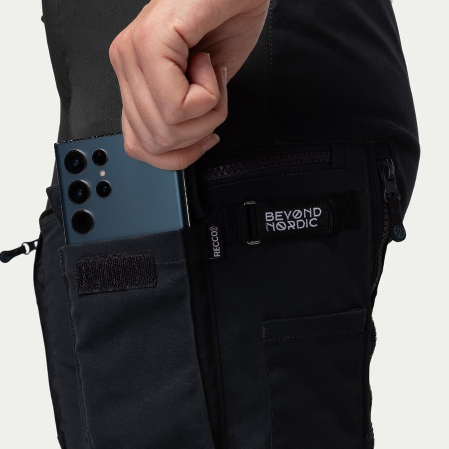 114_4b718bfe45-bn008-w-offblack-21-square