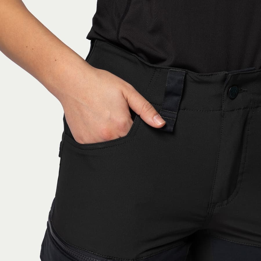 114_8ae682c70c-bn008-w-offblack-14-square