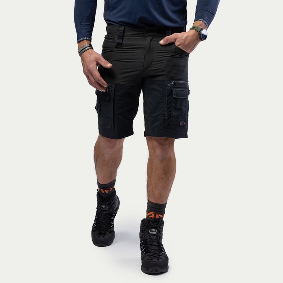 117_430c5c3694-bn010-m-offblack-07-square