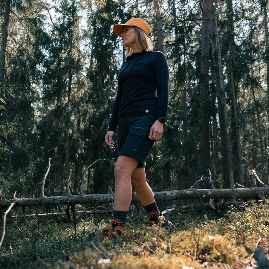 118_2056ed24aa-bn010-w-off-square