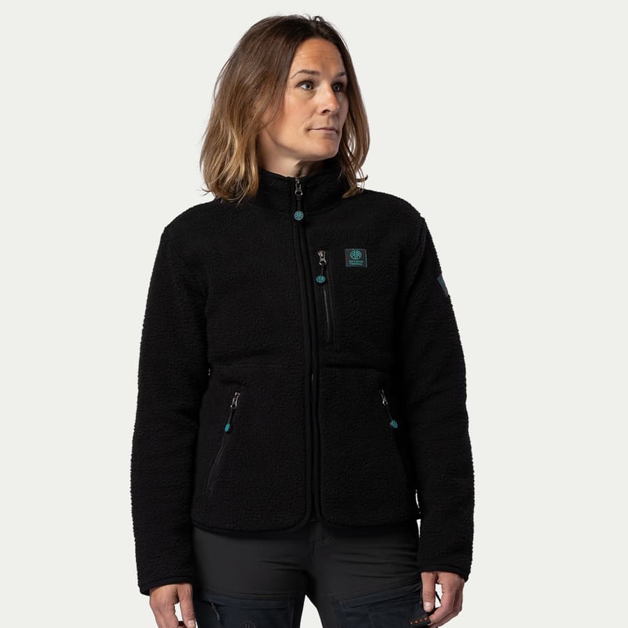 135_9c53f4c436-bn308-w-black-12-square