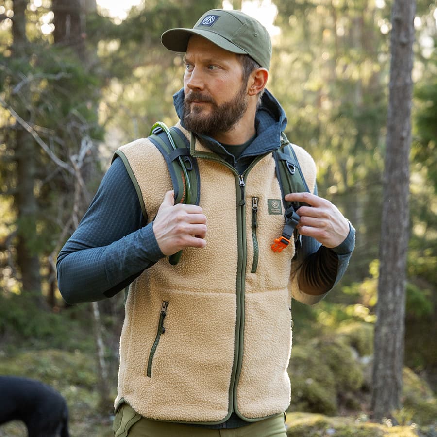 136_a06128e8fc-bn309-m-moss-square