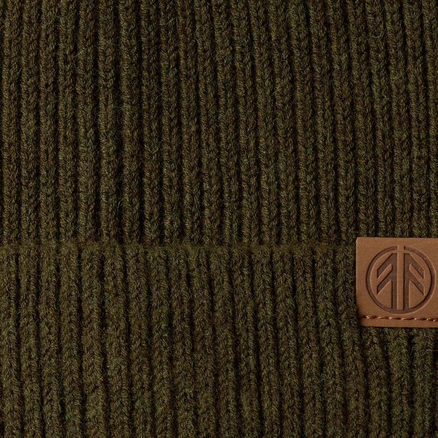 15_6d9fc28b61-bn202-pine-square