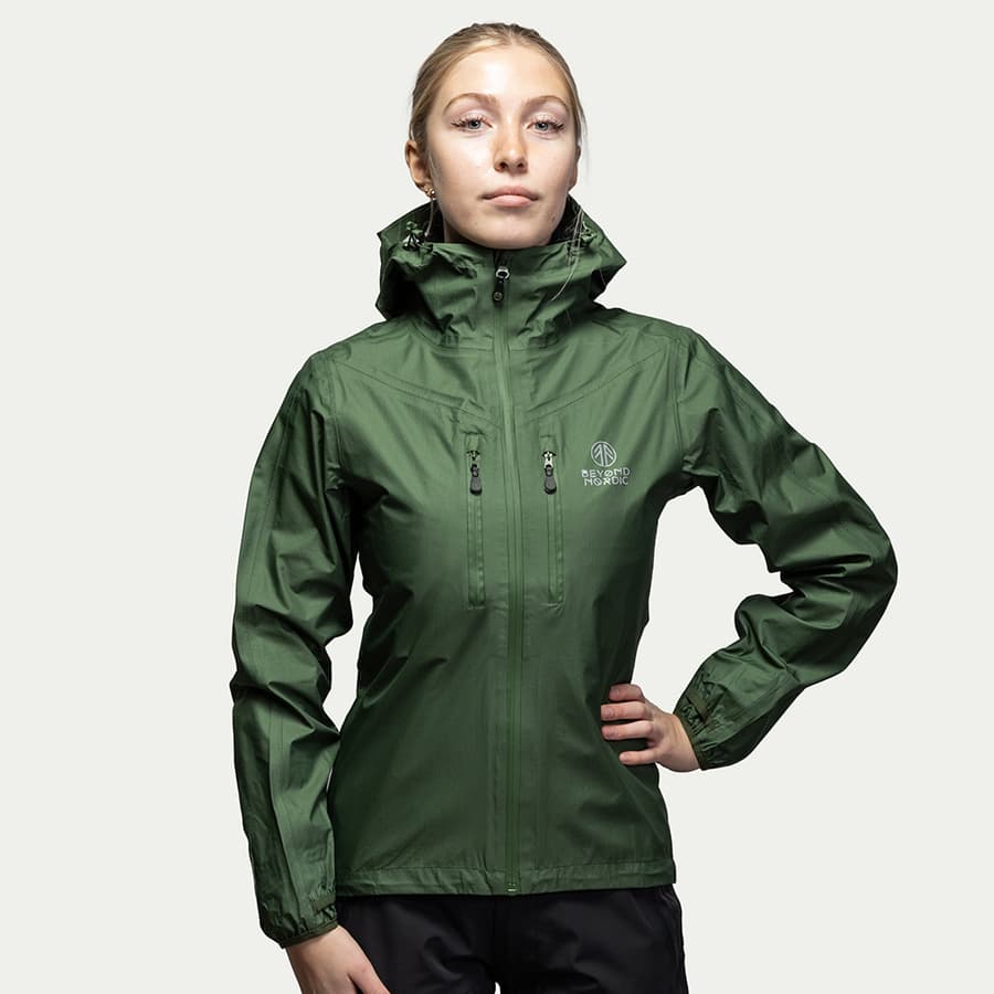 25_57f538becd-bn301-w-green-3-square