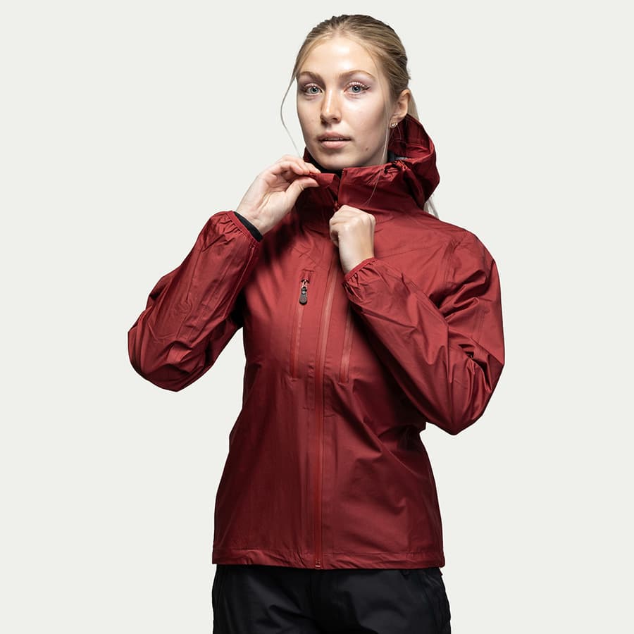 25_dc8fb50da8-bn301-w-red-4-square