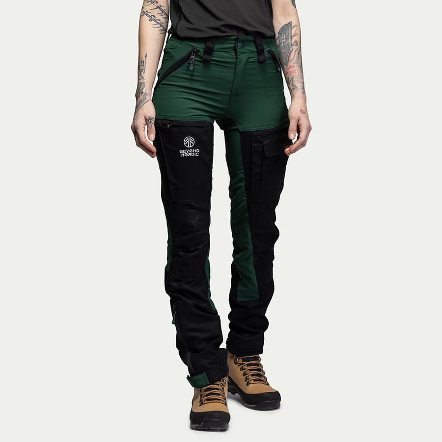 34_1de84604f0-bn001-w-green-3-square