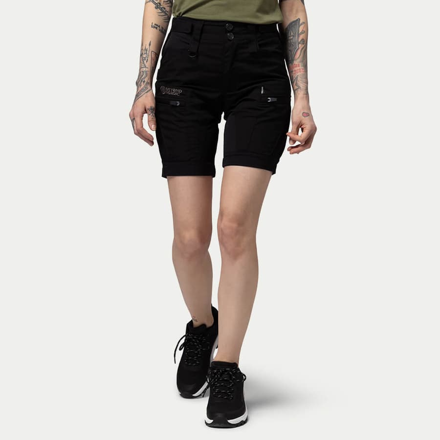 41_1da745c2de-bn006-w-black-13-square