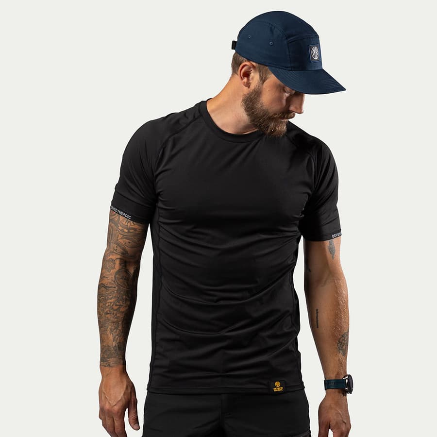 54_609a0b0885-bn205-m-black-4-square