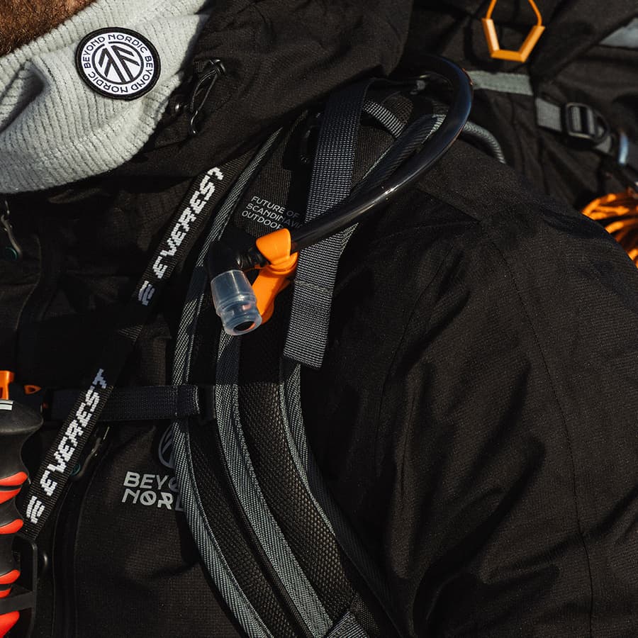 79_d0b6931b38-bn404-8-square